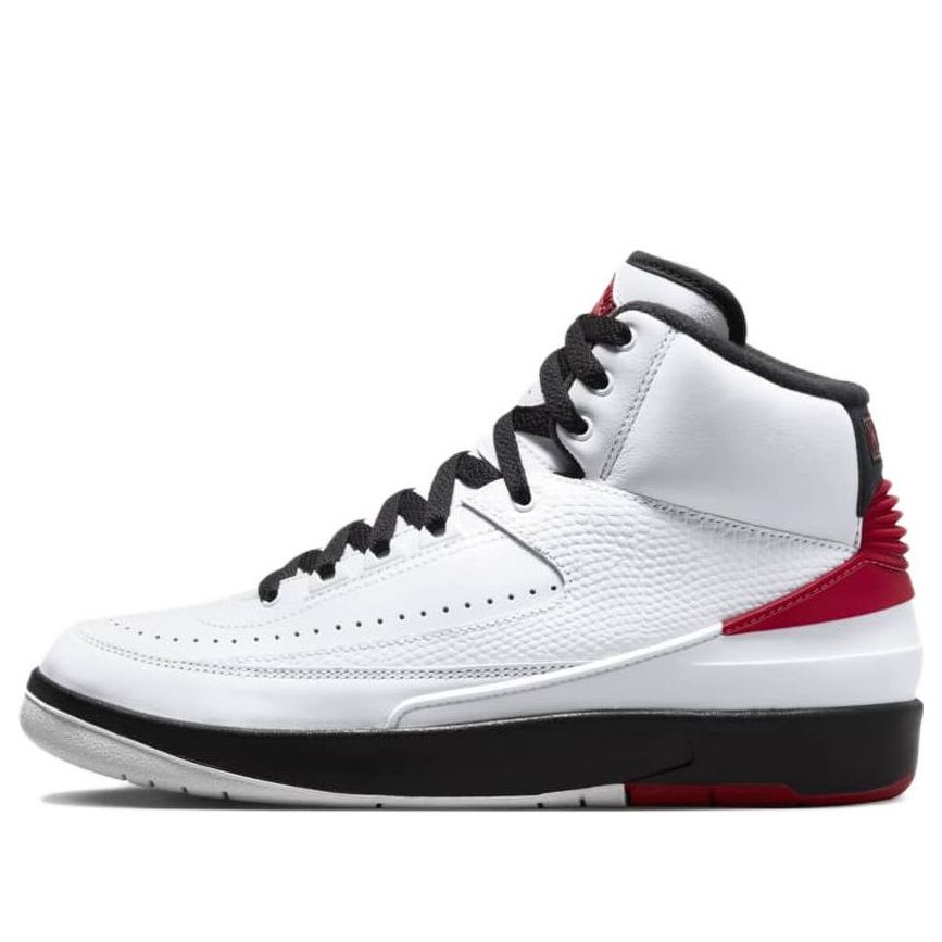 (WMNS) Air Jordan 2 Retro 'Chicago' 2022  DX4400-106 Classic Sneakers